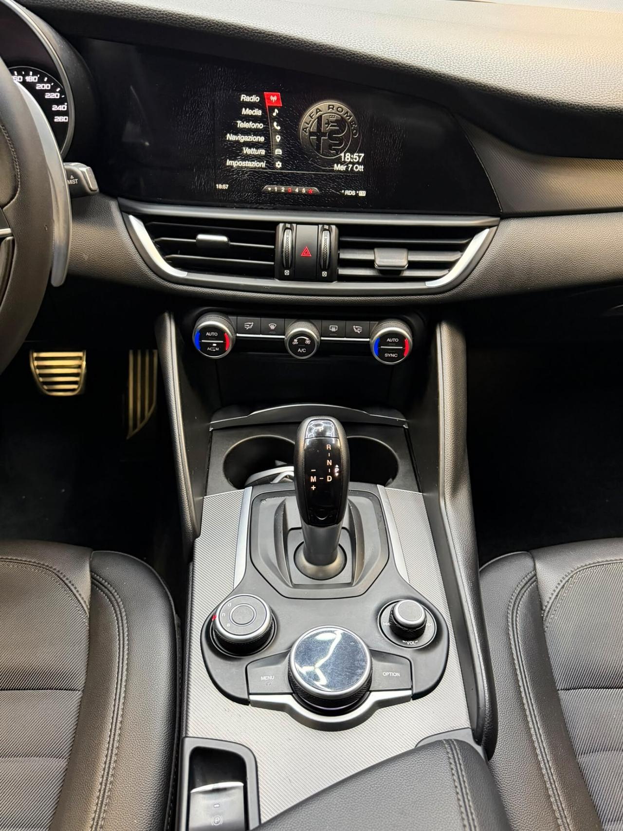 Alfa Romeo Giulia 2.2 Turbodiesel 180 CV AT8 Sport Edition