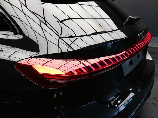 AUDI A5 Avant TDI 204CV mHEV+ S tronic S line Edition