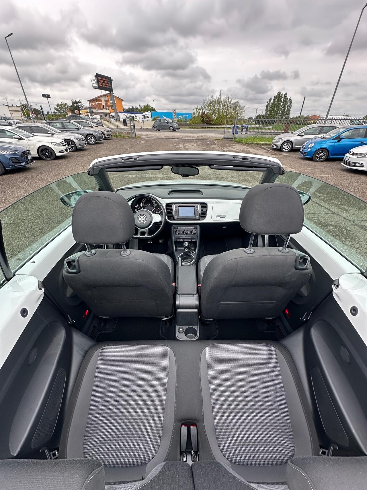 Volkswagen Maggiolino Cabrio 2.0 TDI Design BlueMotion Technology - 2016