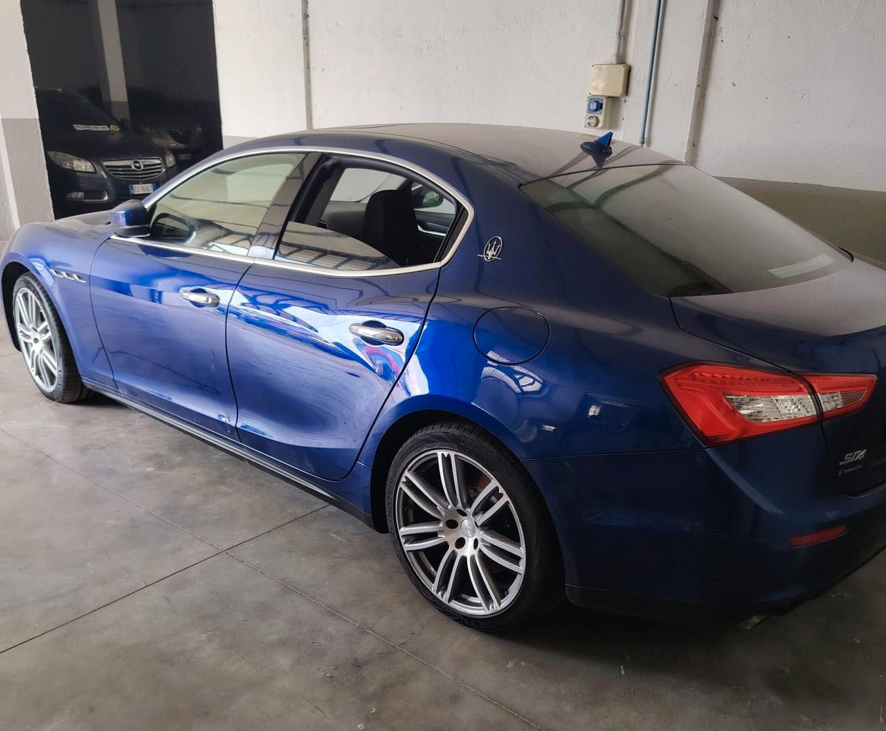 MASERATI GHIBLI SQ4 (ALLUVIONATA)