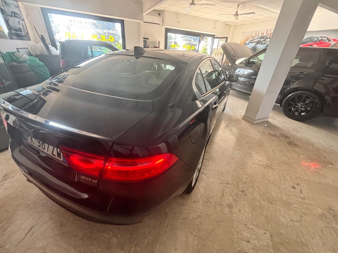 Jaguar XE 2.0 D Turbo 180CV Prestige
