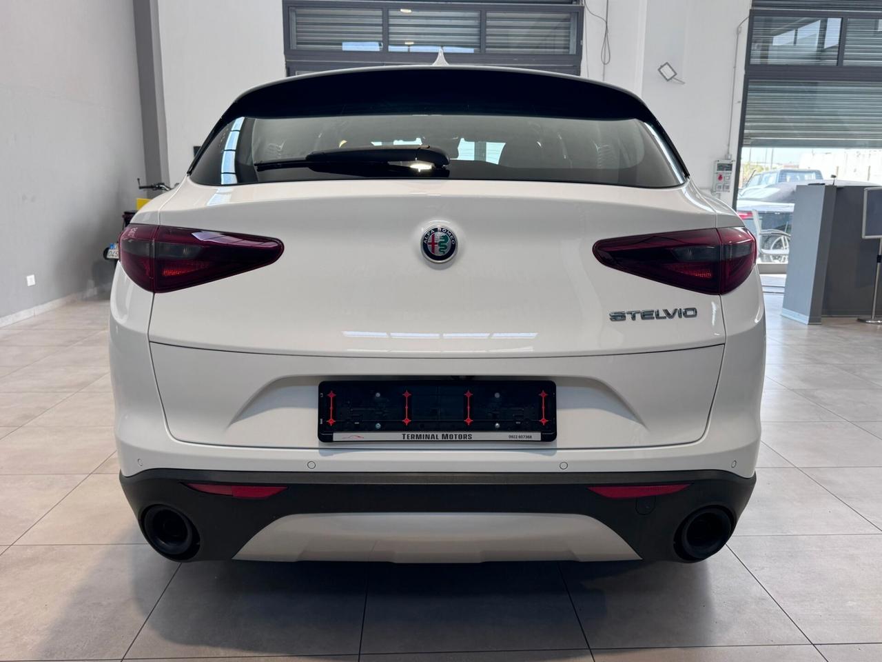 Alfa Romeo Stelvio 2.2 Turbodiesel 160 CV AT8 RWD Business