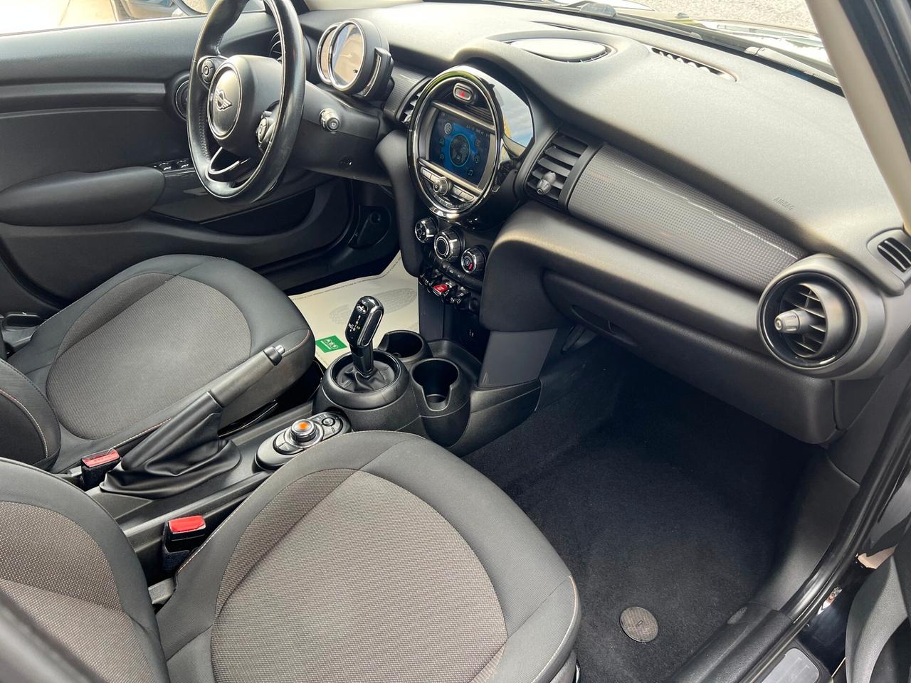 Mini 1.5 One / AUTOMATICA / 5 PORTE / NO NEOPATENTATI / IN ARRIVO
