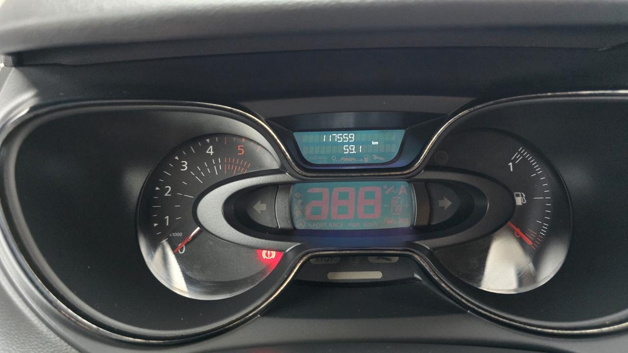Renault Captur dCi 8V 90 CV EDC Start&Stop Energy Initiale Paris