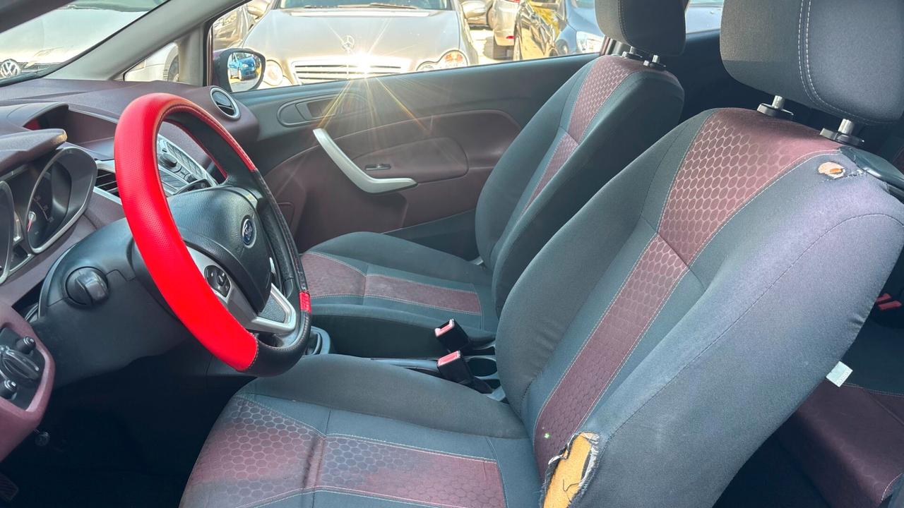 Ford Fiesta Fiesta+ 1.2 60CV 3 porte