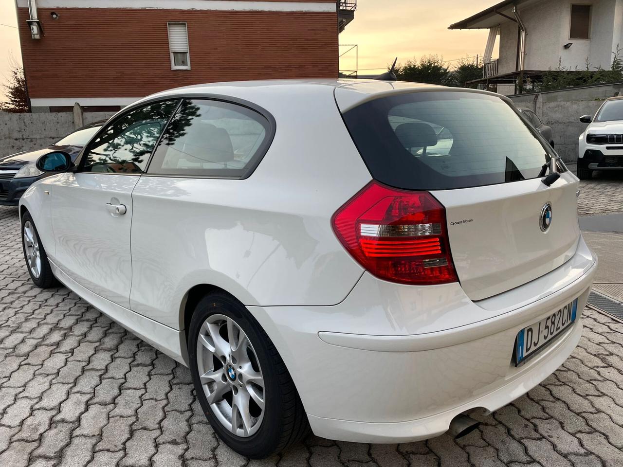 Bmw 118i cat 3 porte Attiva