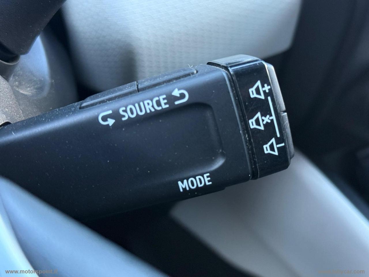 RENAULT Clio TCe 100 CV GPL Techno