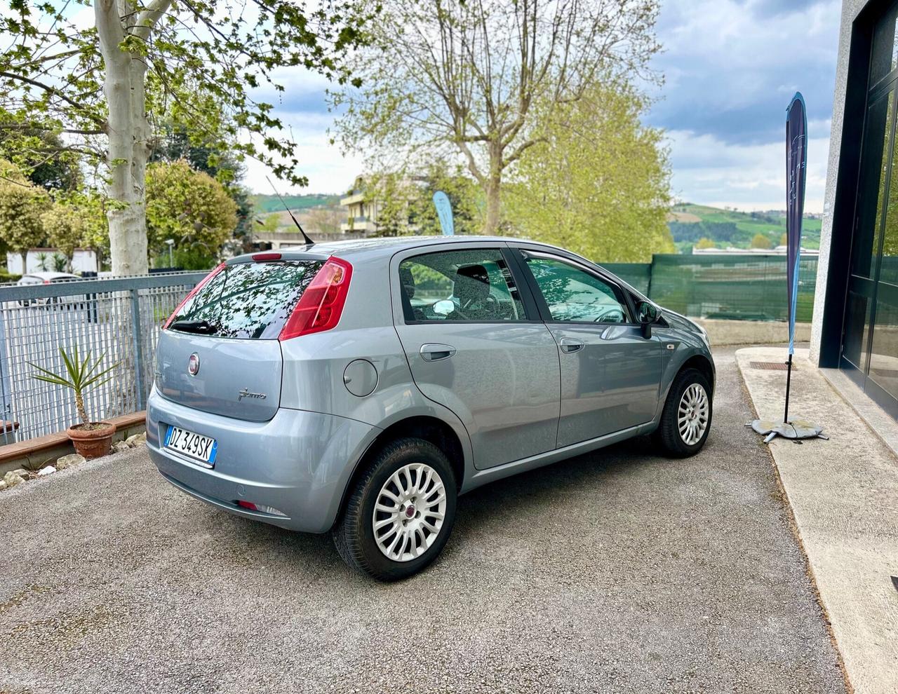 Fiat Grande Punto 1.4 5 PORTE DYNAMIC NATURAL POWER
