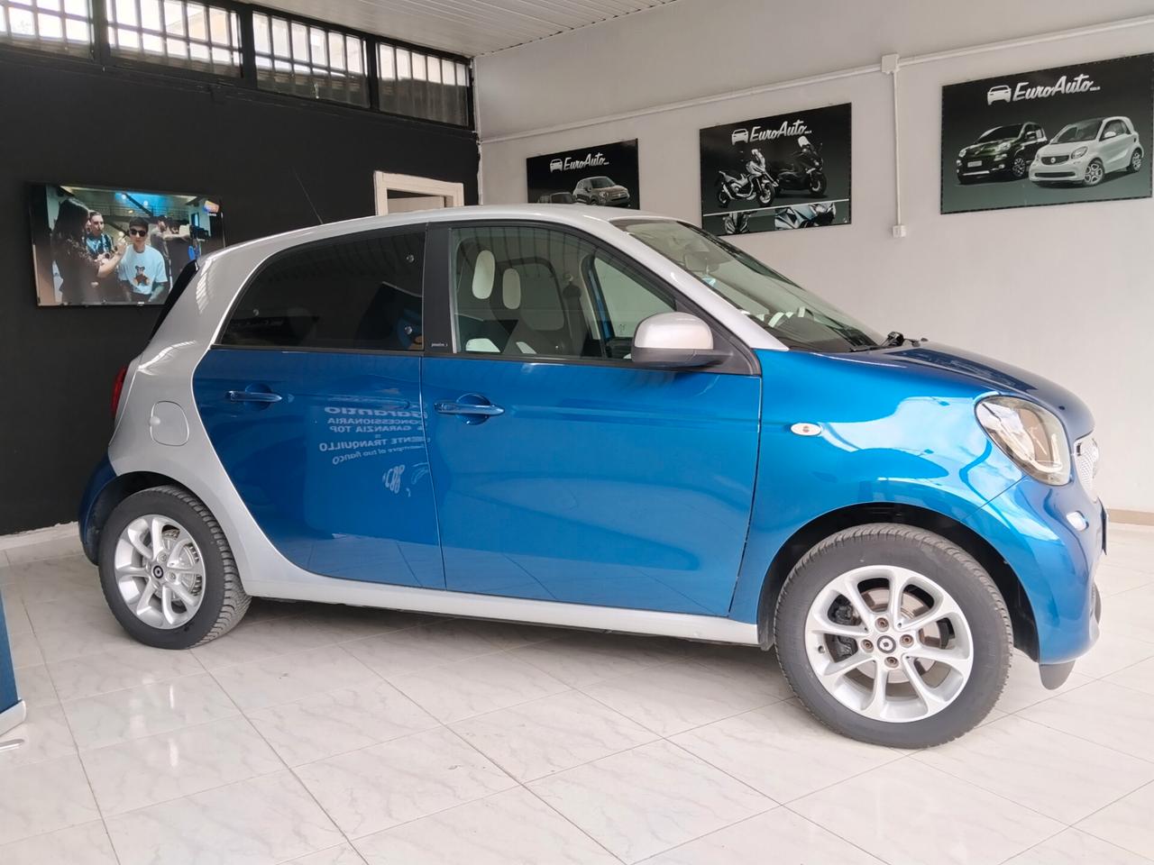 Smart ForFour 1.0 benzina CON GARANZIA