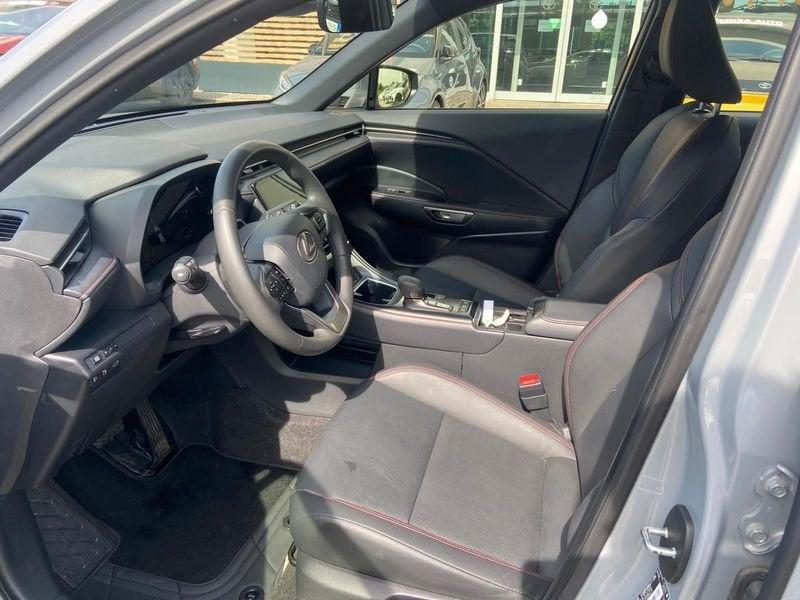 Lexus LBX 1.5 Hybrid 136 Elegant 2WD