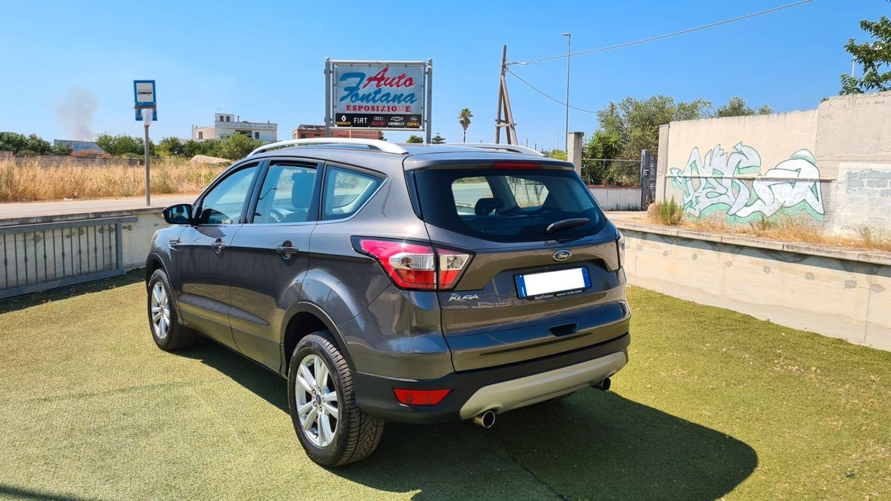 Ford Kuga 1.5 TDCi 120 cv 8v. Business 2017