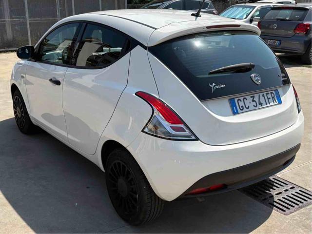 LANCIA Ypsilon 1.0 FireFly 5 porte S&S Hybrid Ecochic Gold