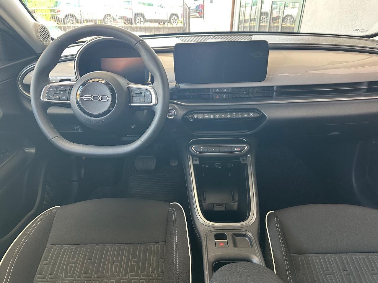 Fiat 600 1.2 hybrid 136cv auto