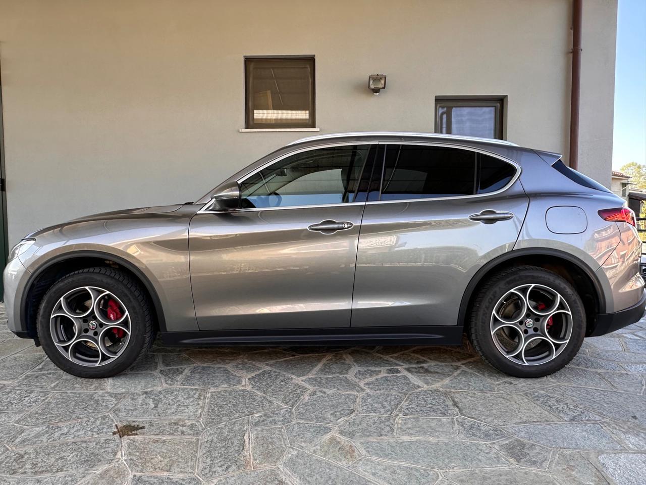 Alfa Romeo Stelvio 2.2 t Super Q4 210cv auto