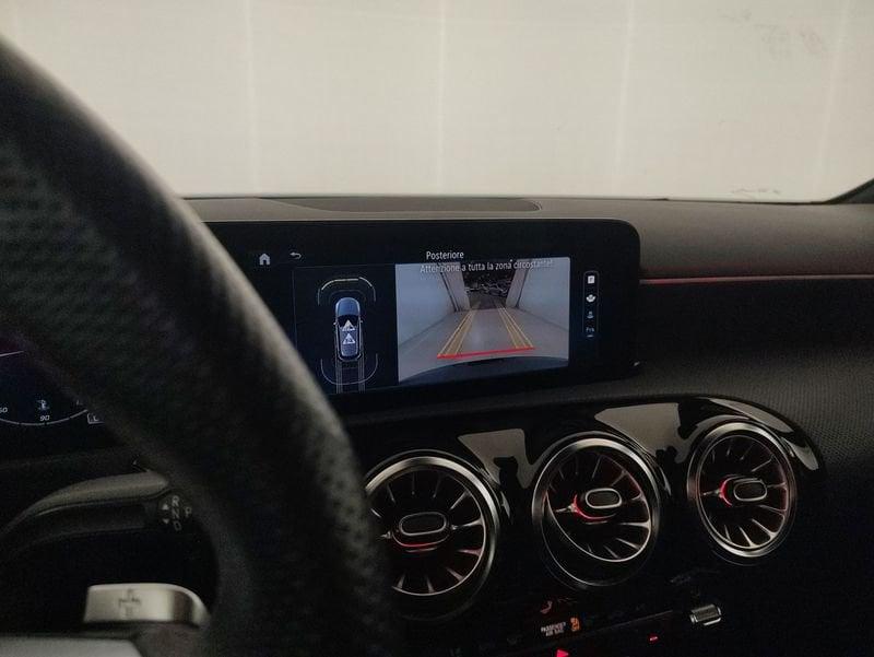 Mercedes-Benz Classe A A 180 d AMG Line Premium auto