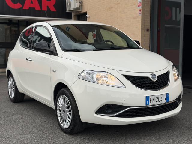 LANCIA Ypsilon 1.2 69 CV 5 porte GPL Ecochic Gold(NESSUN VINCOLO)