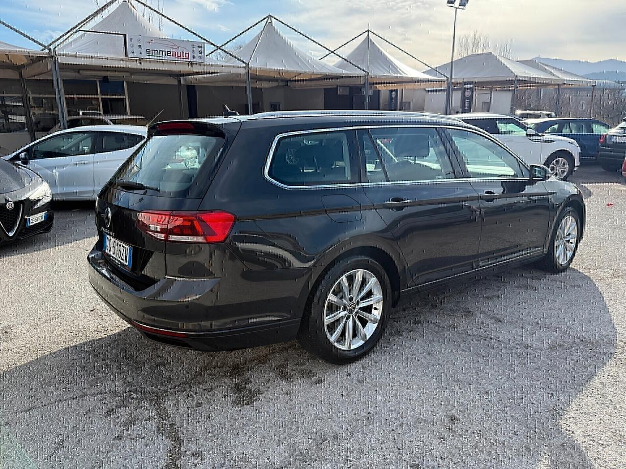 Volkswagen Passat Variant 2.0 TDI SCR 122 CV EVO DSG Business