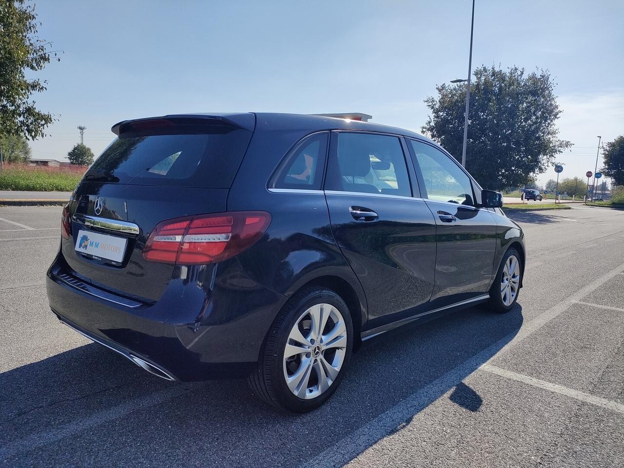 MERCEDES BENZ Classe B 180d Sport