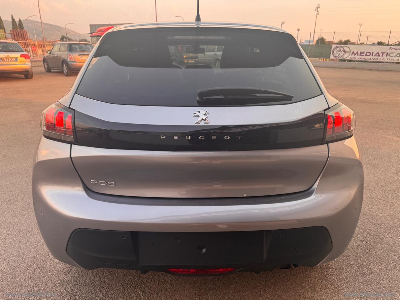 PEUGEOT 208 PureTech 82 5p. Active