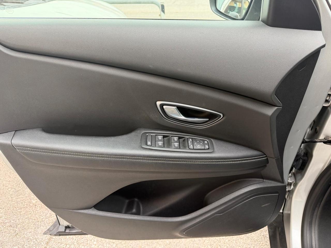 Renault Grand Scenic Blue dCi 120 CV Sport Edition