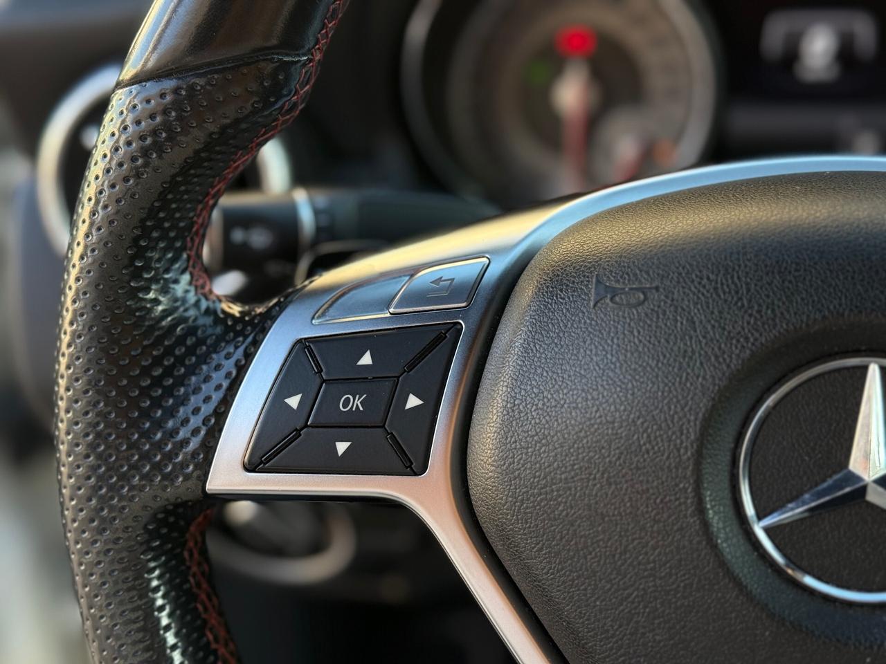 Mercedes-benz CLA 220CDI Automatic PremiumAMG 170 CV LED