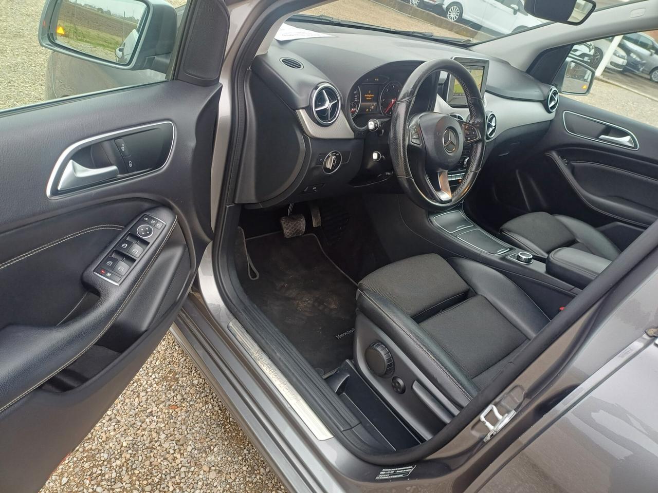 Mercedes-benz B 180 160 d Automatic Premium