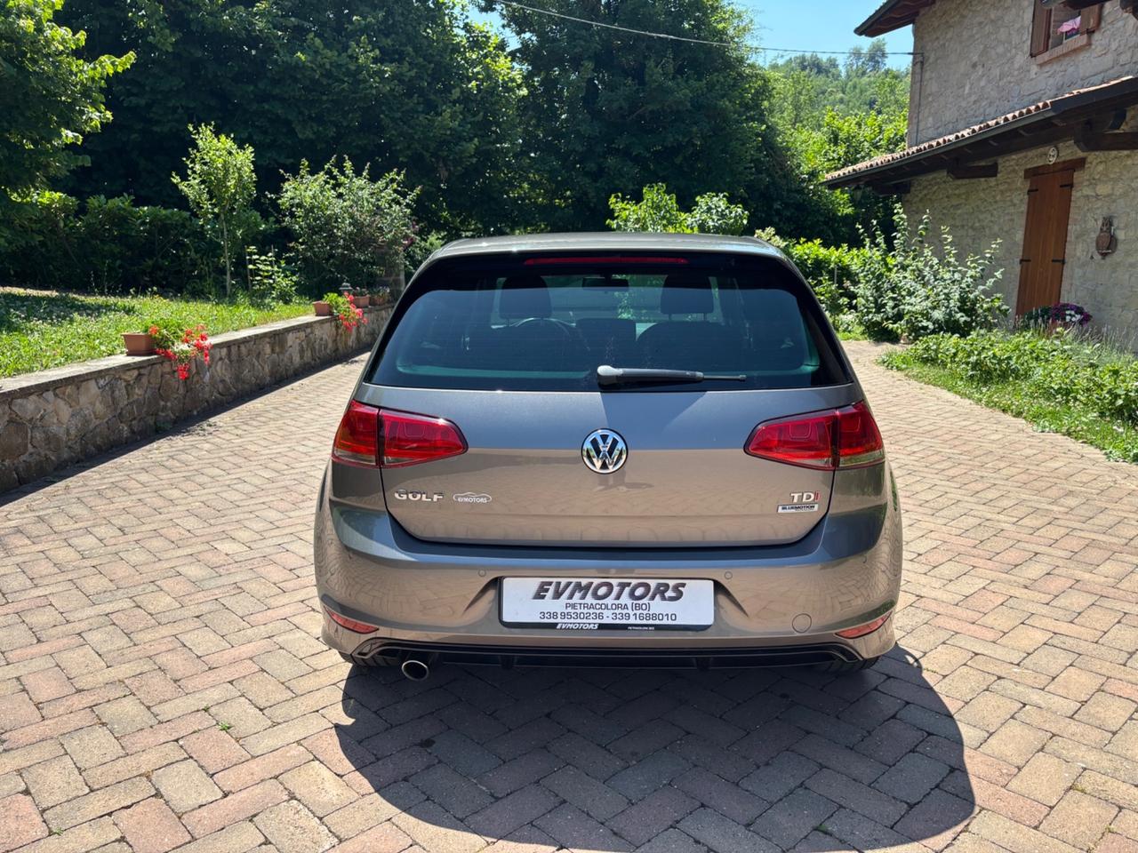 Volkswagen Golf 1.6 TDI 110 CV 5p. R-LINE