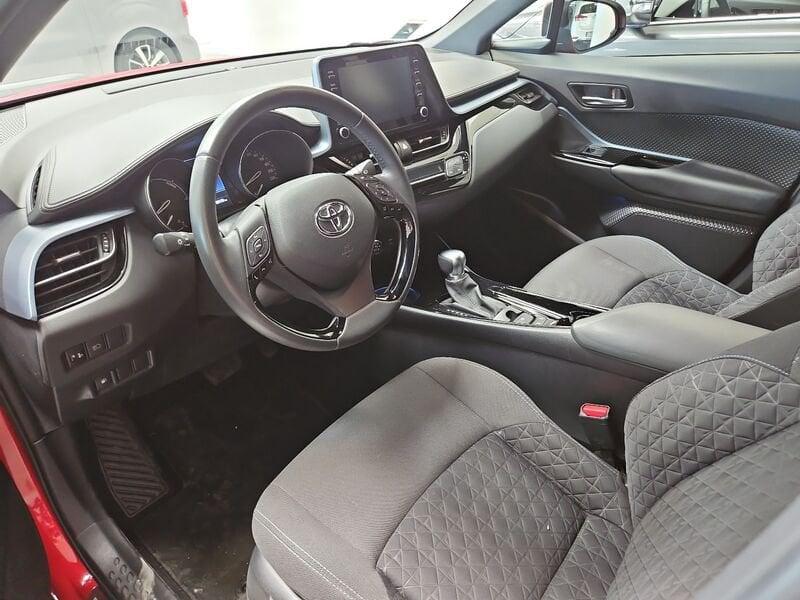 Toyota C-HR 1.8 Hybrid E-CVT Trend