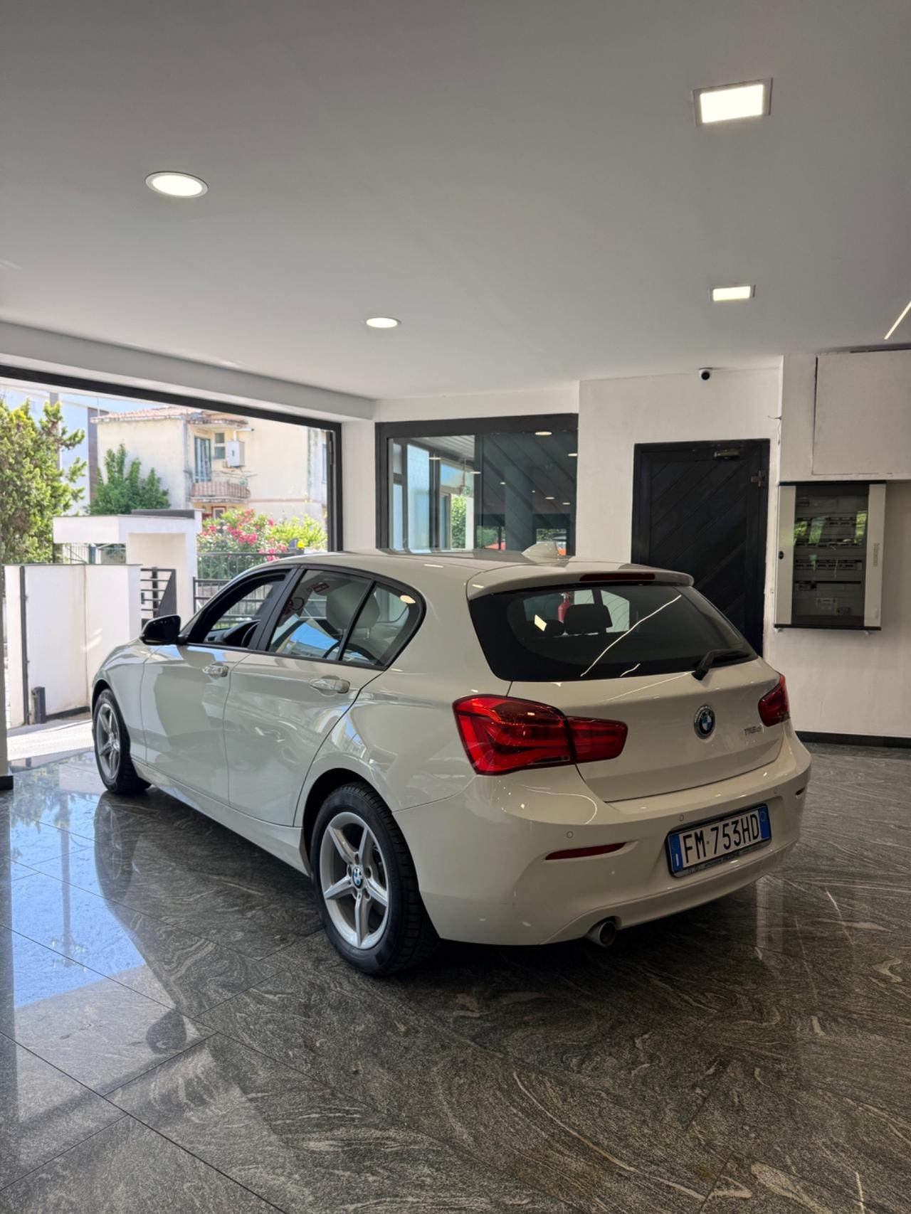 Bmw 116 116d 5p. Business
