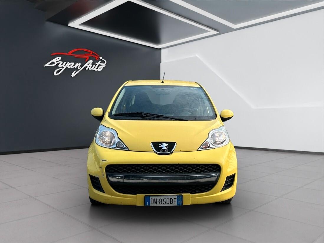 Peugeot 107 1.0 68CV 5p. Plaisir 2Tronic