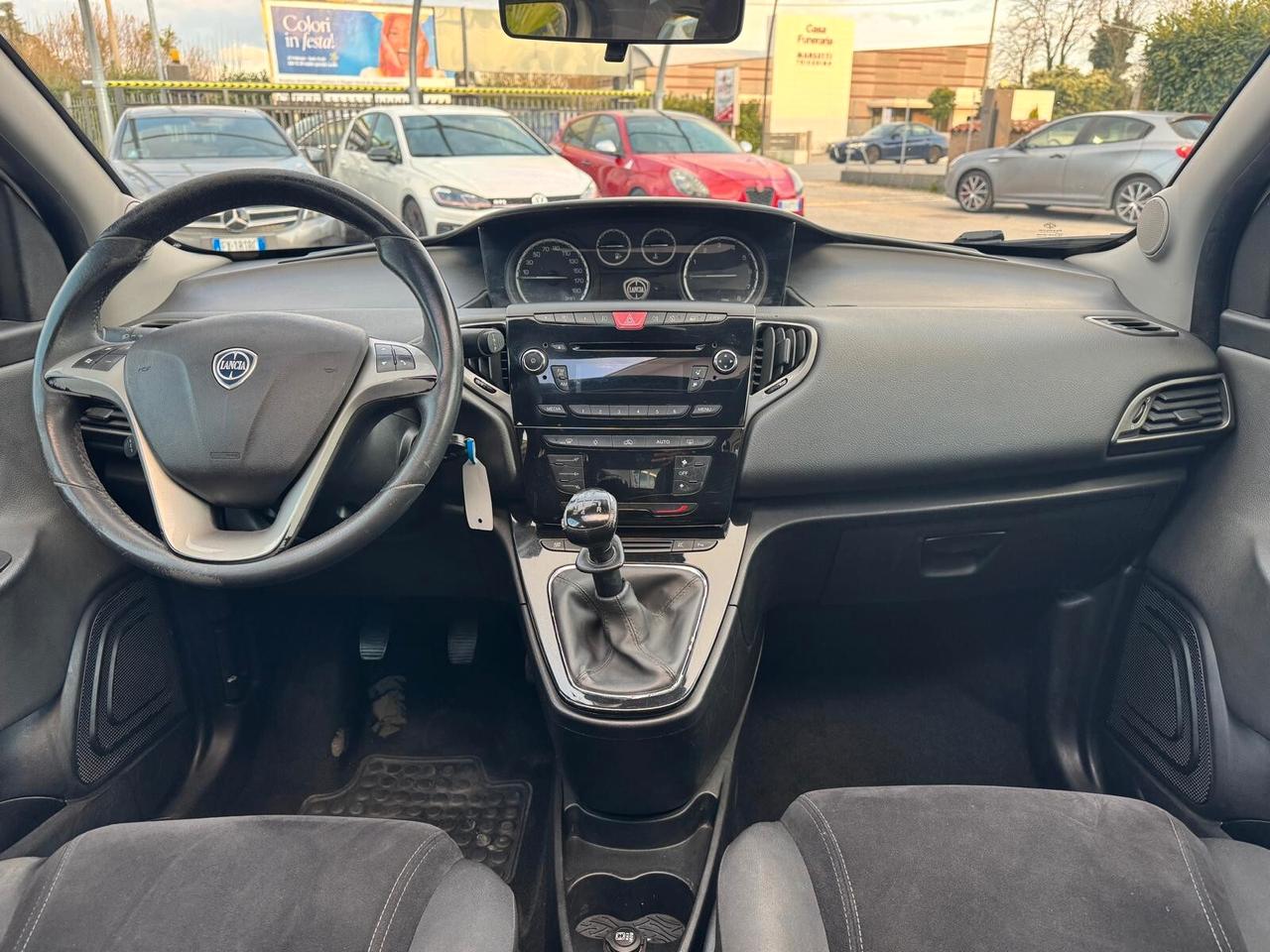 Lancia Ypsilon 1.2 69 CV Platino