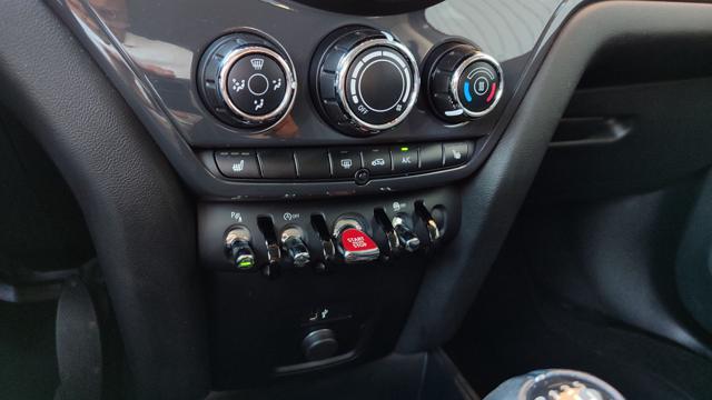 MINI Countryman One LED-APPLE CARPLAY-PDC-SED RISC