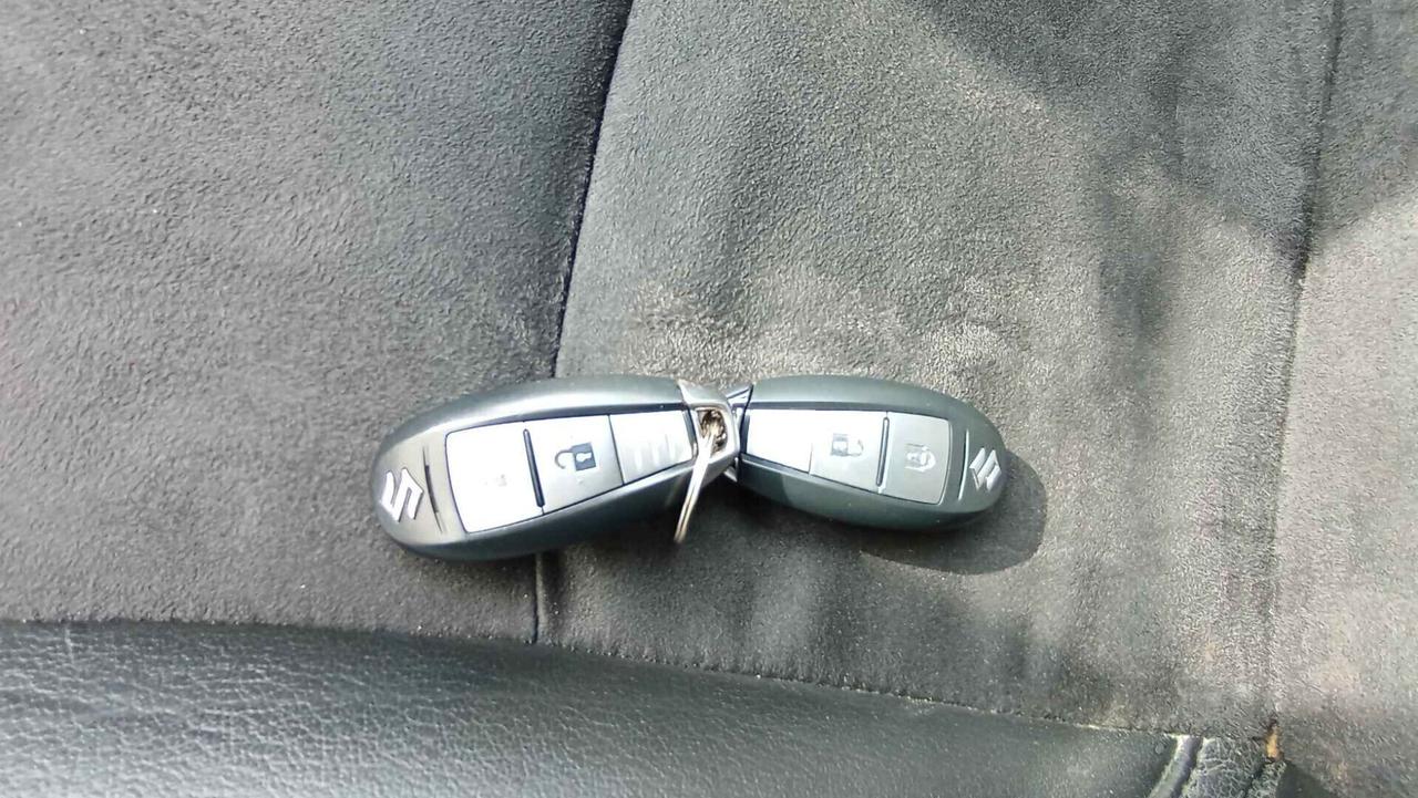 SUZUKI VITARA 1.6 DS 4X4 - OK NEOPATENTATI