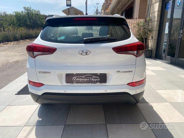 Hyundai Tucson 1.7 Crdi 115cv comfort - 2016