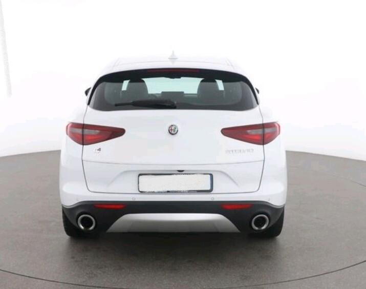 Alfa Romeo Stelvio 2.2 210 CV AT8 Q4 Lusso 2019