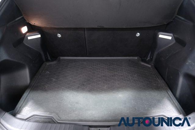 TOYOTA Yaris Cross 1.5 HYBRID 5PORTE E-CVT AWD-I 4x4 TREND FULL LED