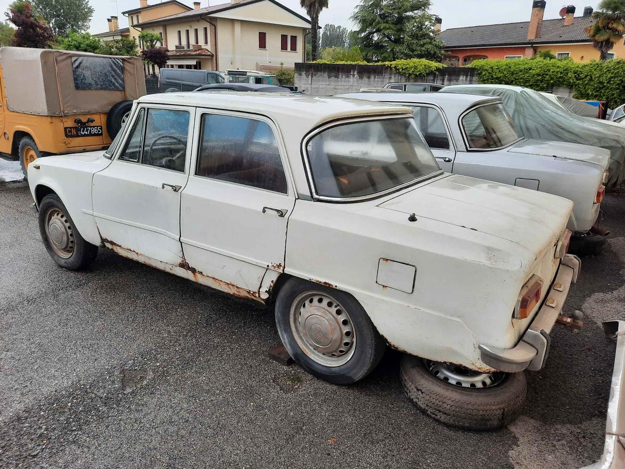 Alfa Romeo Giulia 1300 Berlina del 1966
