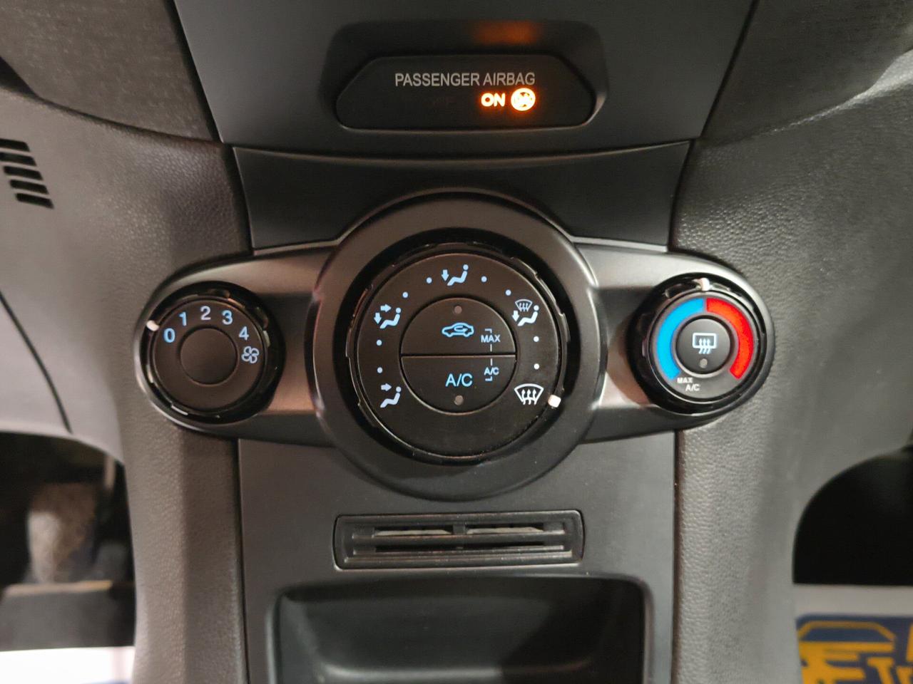 Ford Fiesta 1.0 80CV 5 porte Titanium 129000KM