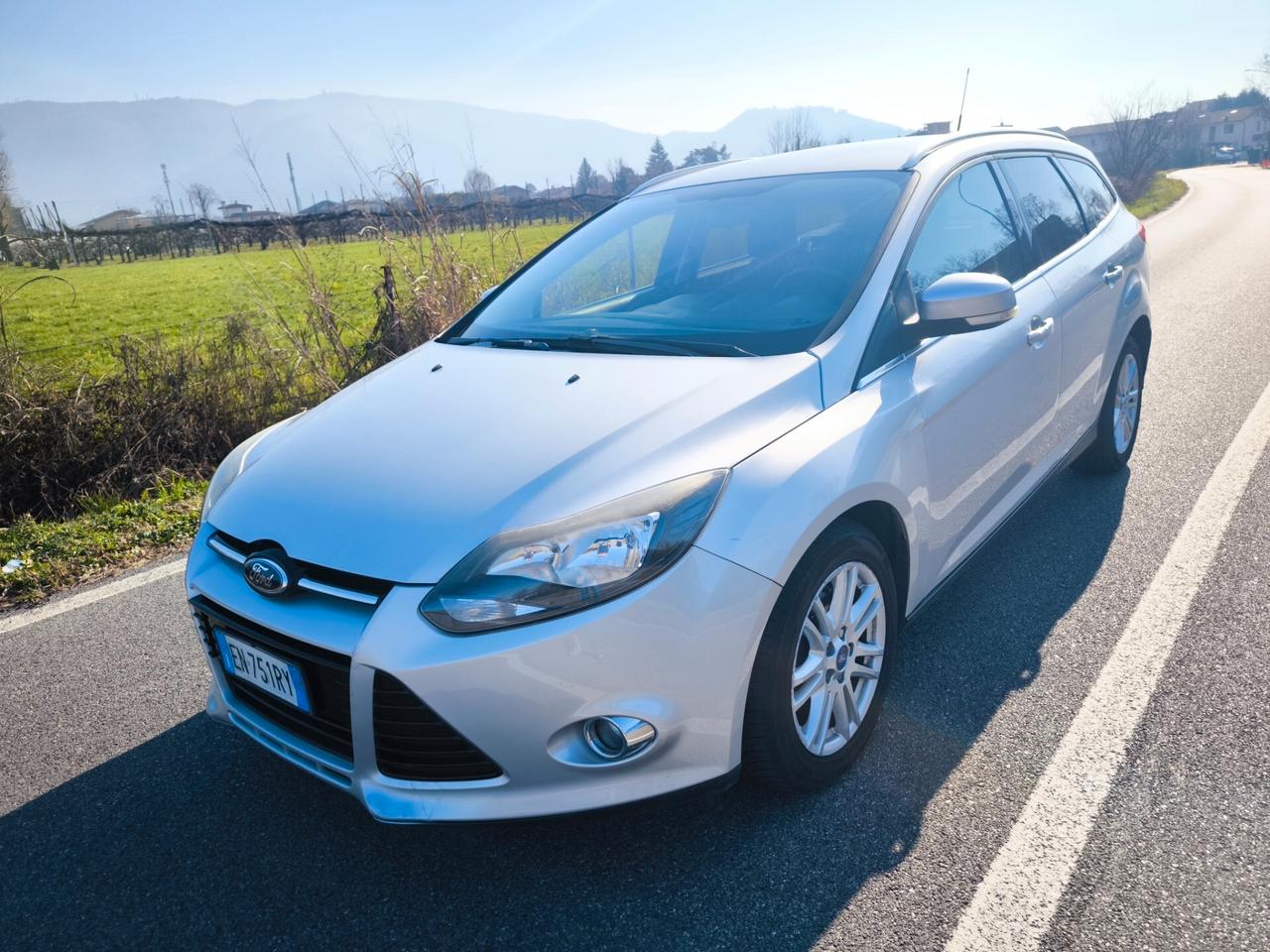 FORD FOCUS SW 1,6 TDCI- TITANIUM – 95CV- OK NEOPATENTATI