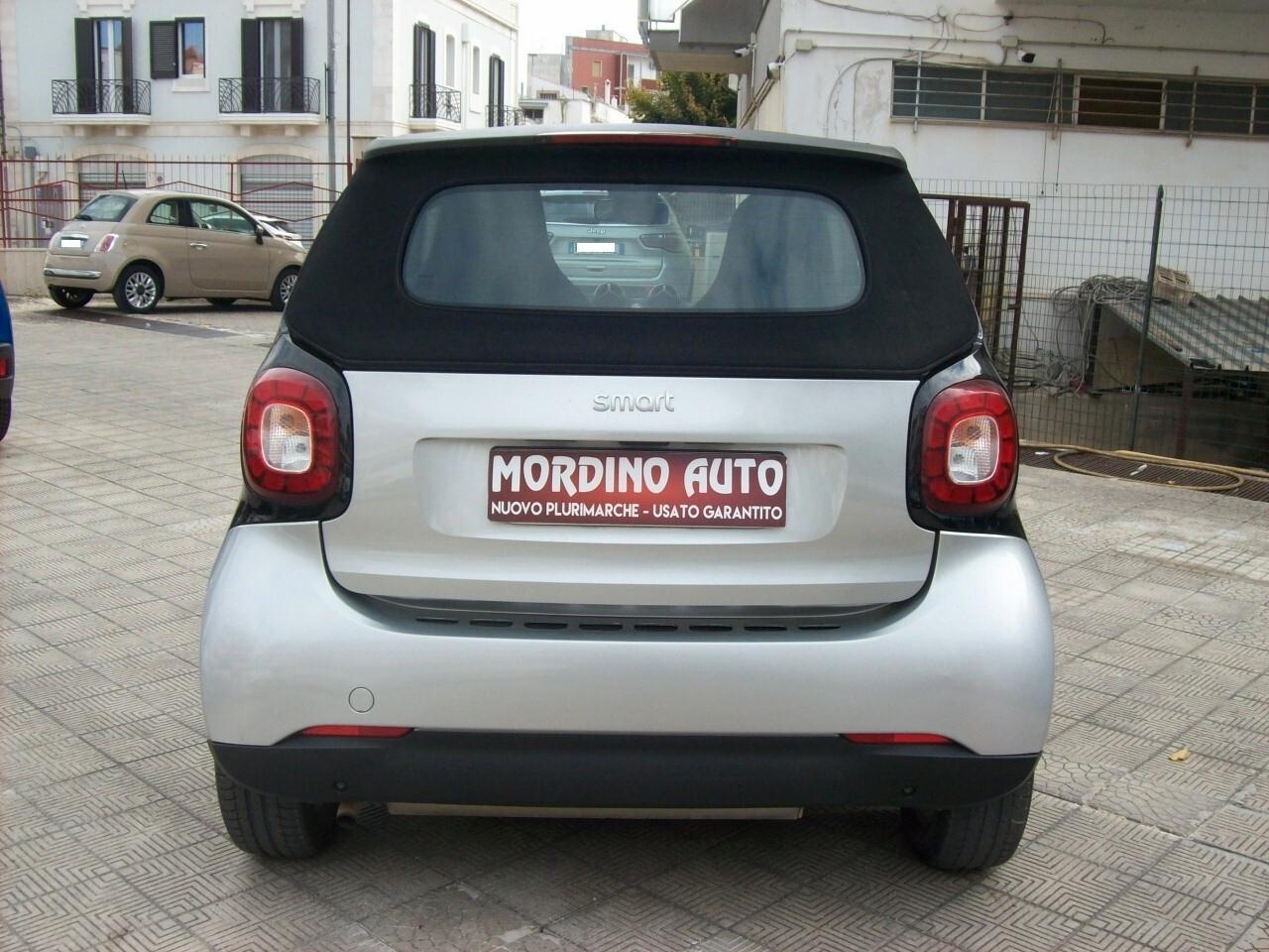 Smart ForTwo Cabrio 1.0 twinamic 71CV Passion