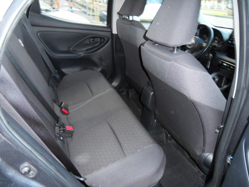 Toyota Yaris 1.5 Hybrid 5 porte Business