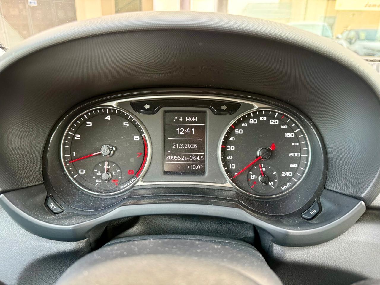 Audi A1 Sportback 1.2 tfsi 86cv ADATTA A NEO PATENTATI