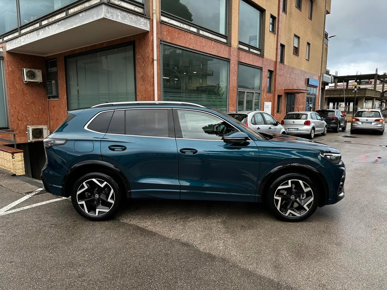 Volkswagen Tiguan 2.0 TDI 150 CV DSG R-Line