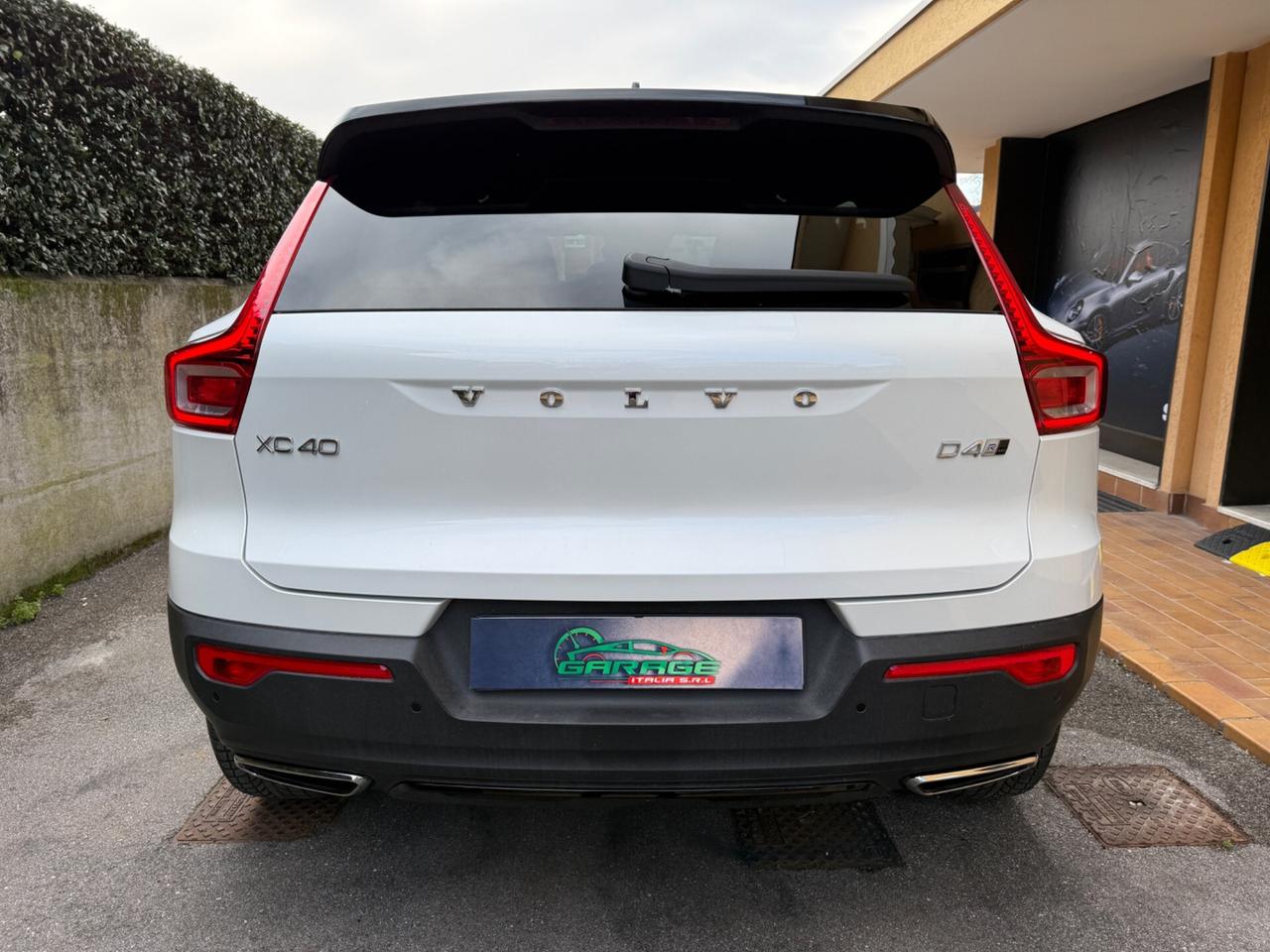 Volvo XC40 D3 AWD Geartronic R-design 190cv