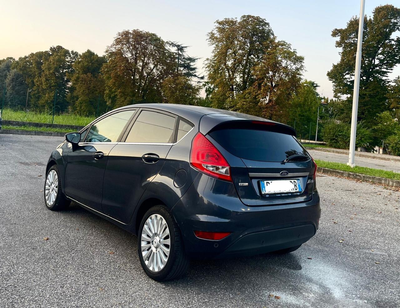 Ford Fiesta 1.4 TDCi 5p. Titanium