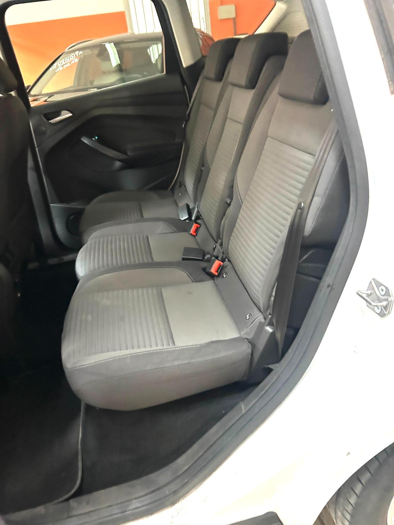 Ford C-Max 1.5 tdci Titanium s&s 120cv