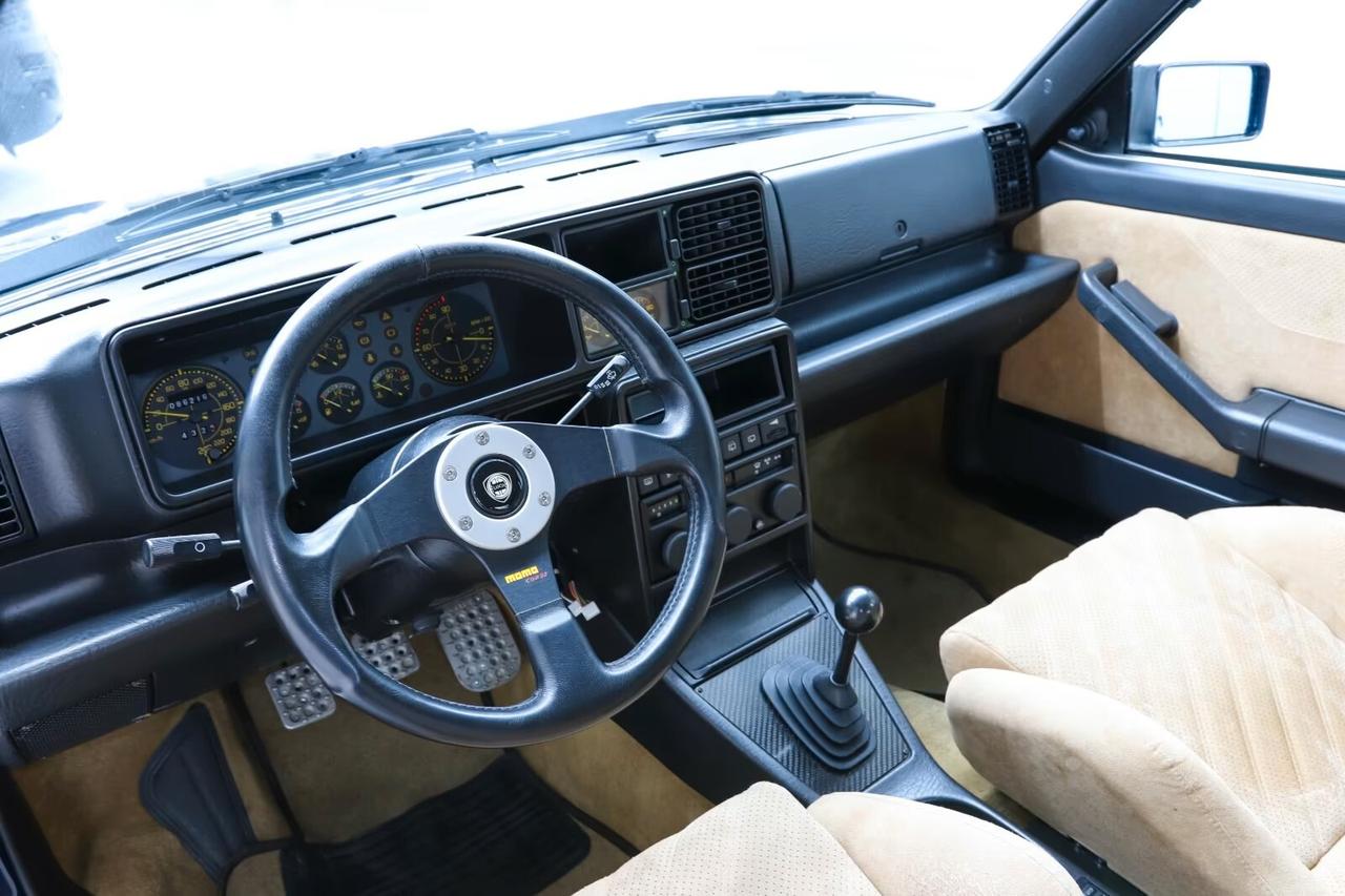 Lancia Delta 2.0i.e. turbo 16V cat HF integrale