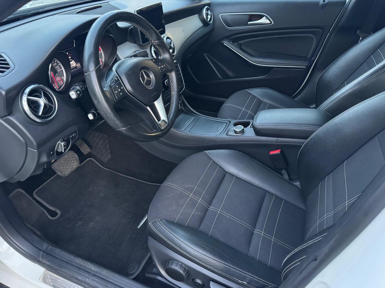 Mercedes-benz GLA 200 CDI Automatic Sport