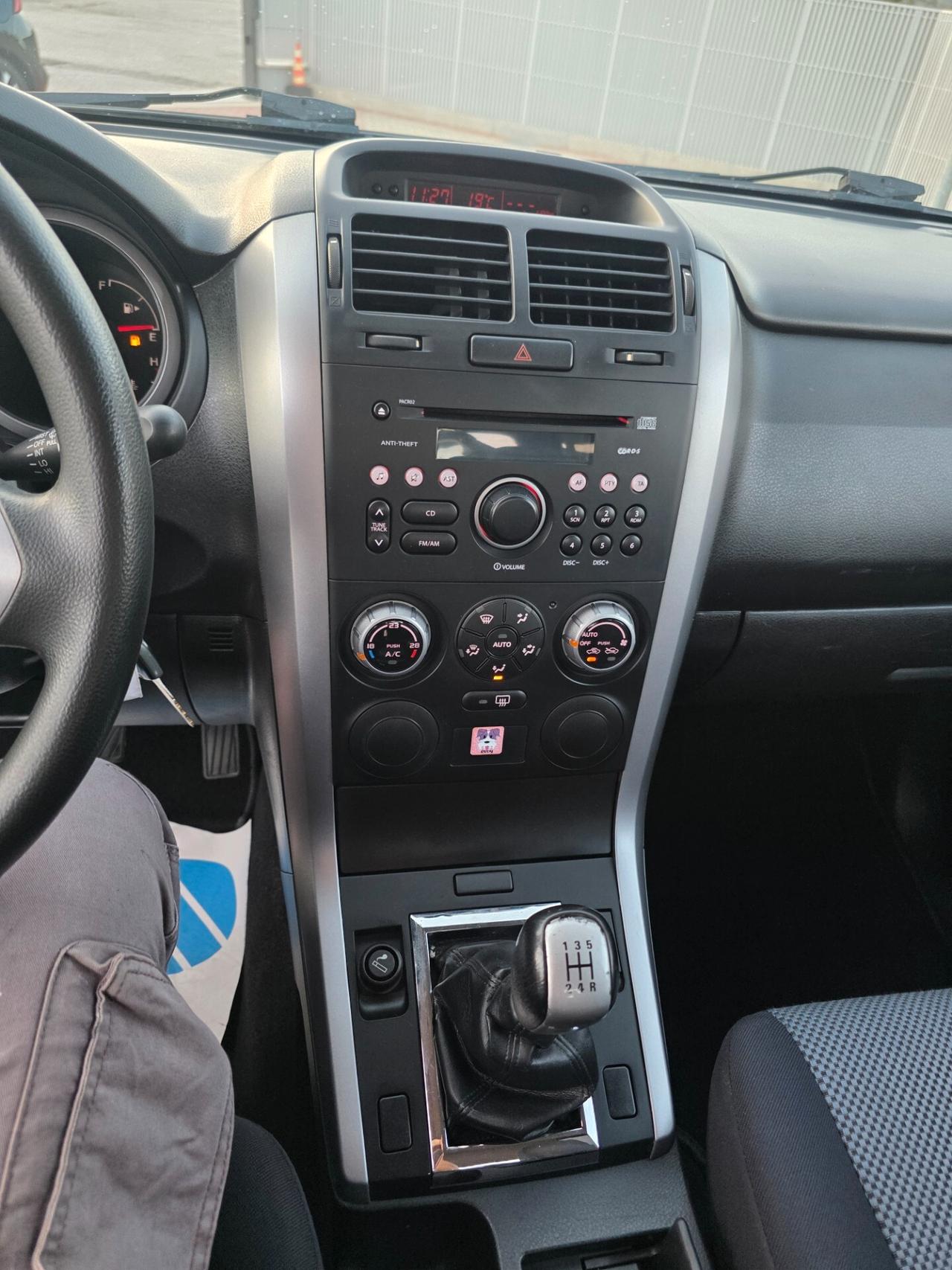 Suzuki Grand Vitara 1.6 16V 3 porte 4x4