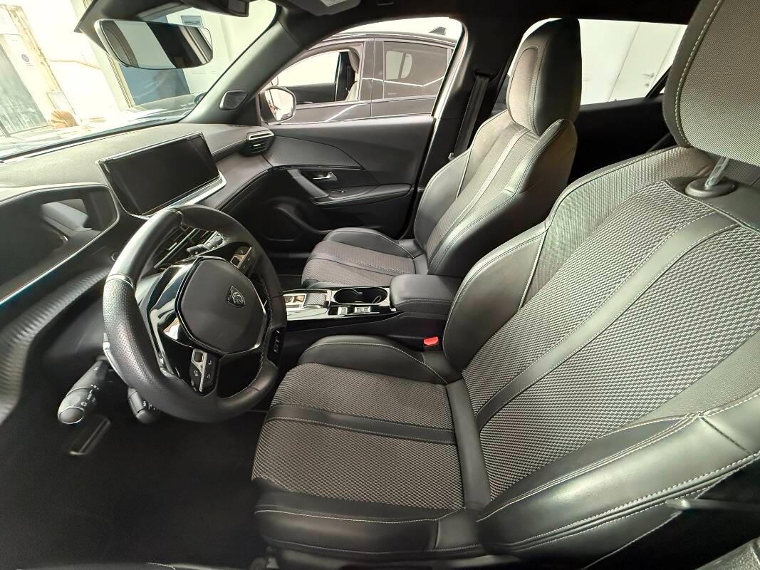 Peugeot 2008 1.2 puretech GT s&s 130cv eat8